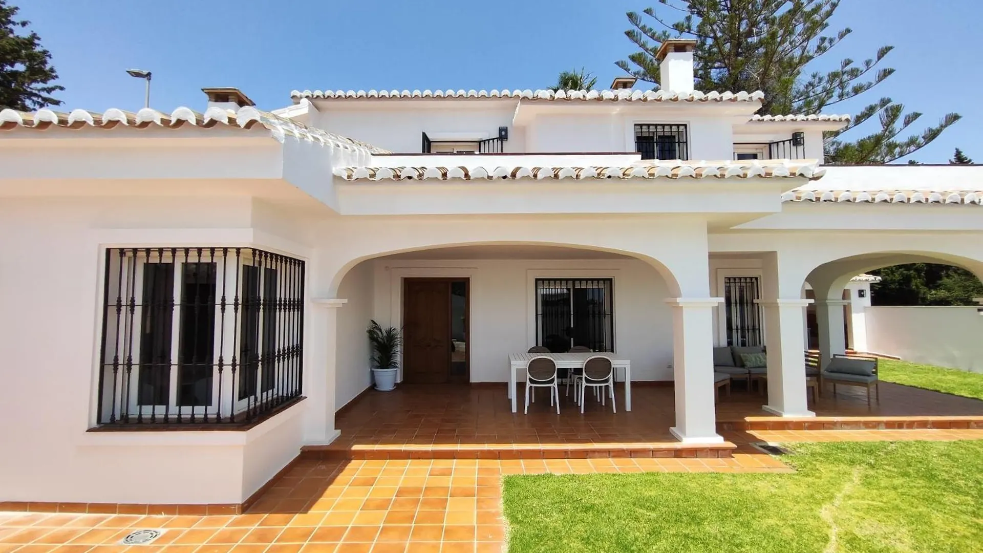 Evans Realty Av Villa & Piscina & Bbq & Chill Out Mijas